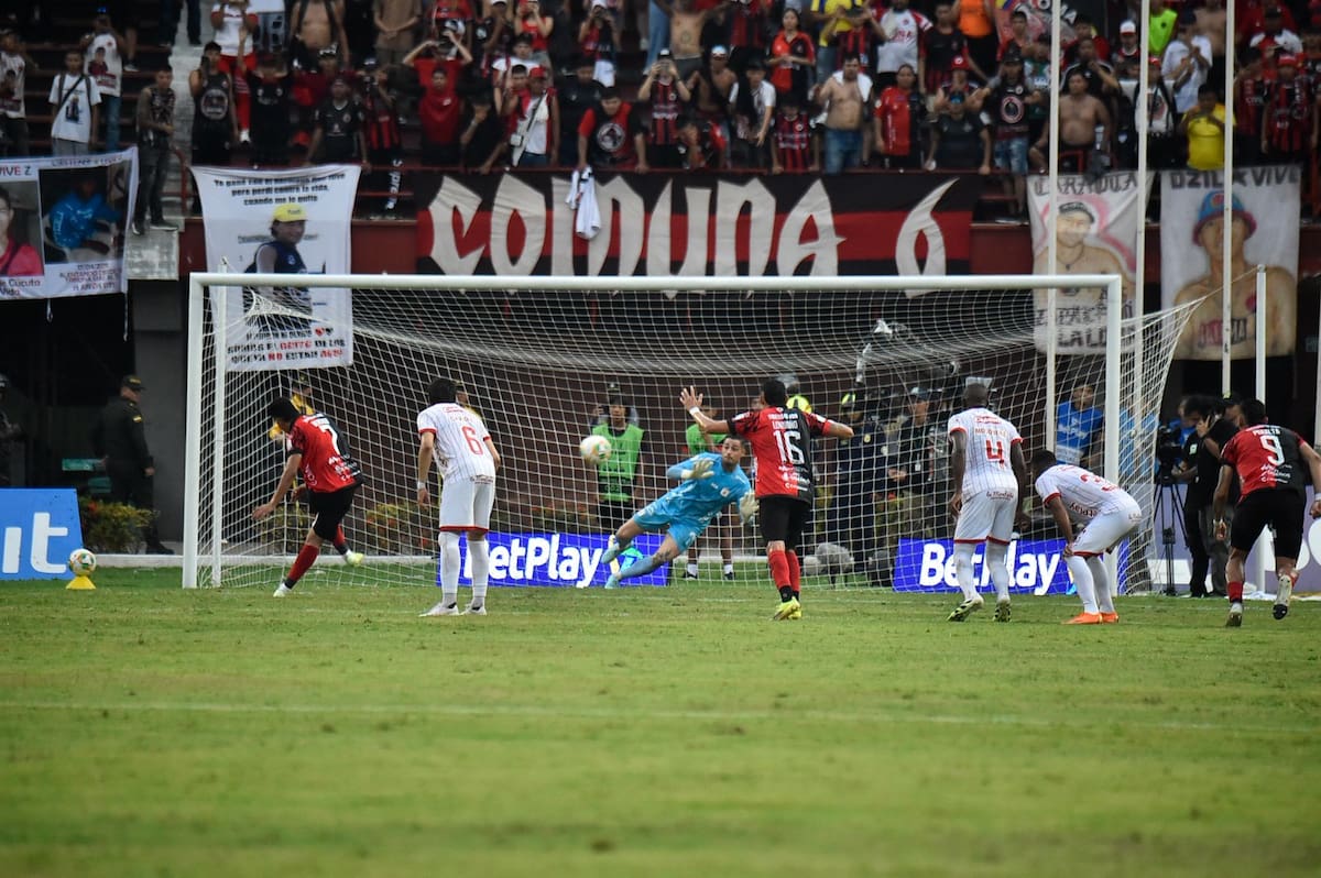 Cúcuta venció 2-0 al América de Cali en la fecha 16. Foto. Colprensa