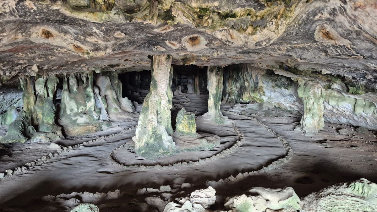 Cueva de Fontein en el Parque Nacional Arikok de Aruba (Foto de Juan Carlos Chio / VANGUARDIA).