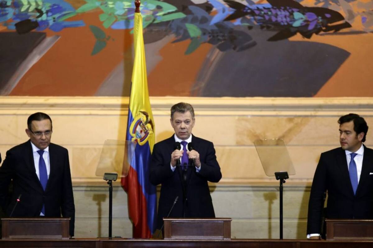 “¡Cuiden la paz que está naciendo! ¡Cuídenla! ¡Defiéndanla! ¡Luchen por ella! Porque es el bien más preciado que puede tener cualquier nación”, dijo el jefe de Estado en el discurso de instalación del Congreso elegido el pasado 11 de marzo. (Foto: EFE / VANGUARDIA LIBERAL)