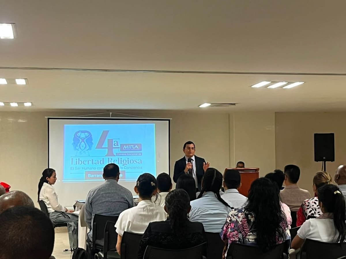 Líderes religiosos y representantes del Partido MIRA participaron en la Cumbre Nacional e Internacional de Libertad Religiosa, realizada en Barrancabermeja.
Suministrada/Vanguardia