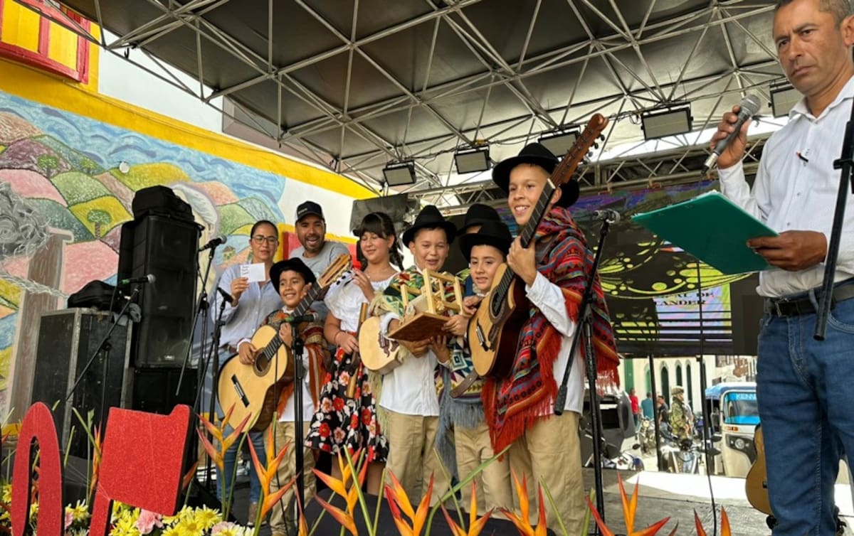 Curití se prepara para recibir este fin de semana a músicos, bailarines, niños, familias y visitantes de distintos municipios. Fotos suministradas.