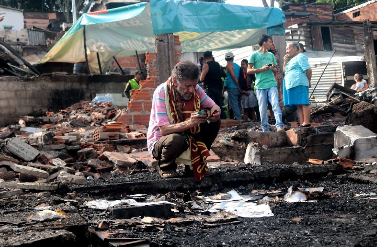 Por problemas relacionados con inestabilidad del terreno, el predio en donde ocurrió el incendio no es apto para edificar viviendas, según informó la Alcaldía de Bucaramanga. (Foto: archivo /VANGUARDIA LIBERAL)