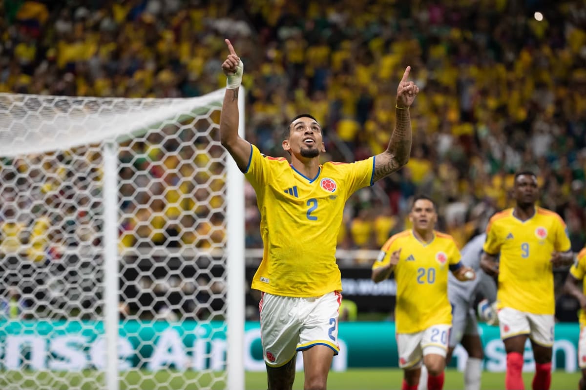 La Selección Colombia festeja en Guadalajara tras imponerse a RD Congo y asegurar el liderato del Grupo K. Foto: Colprensa