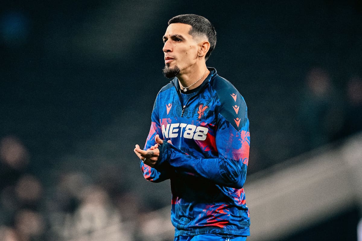 Daniel Muñoz sufrió una lesión en el juego entre Crystal Palace y Tottenham. Foto: Crystal Palace.