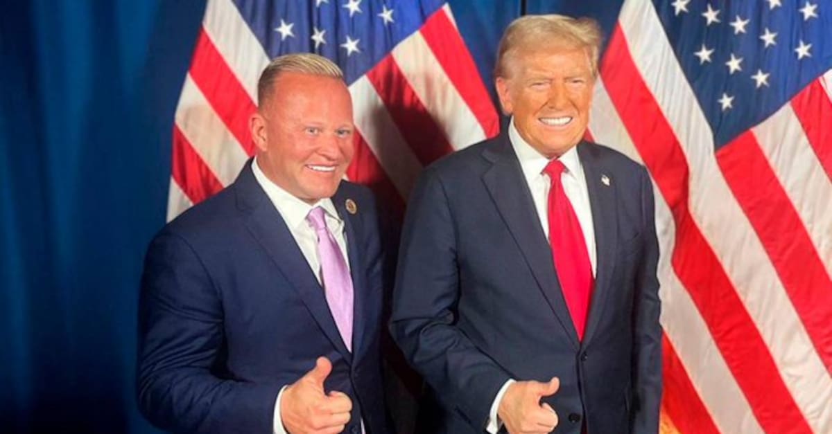 Daniel Newlin aceptó la nominación del electo presidente Donald Trump, para ser embajador de EE.UU. en Colombia. Newlin ha trabajado por más de diez años como abogado y su nominación deberá ser confirmada por el Senado.