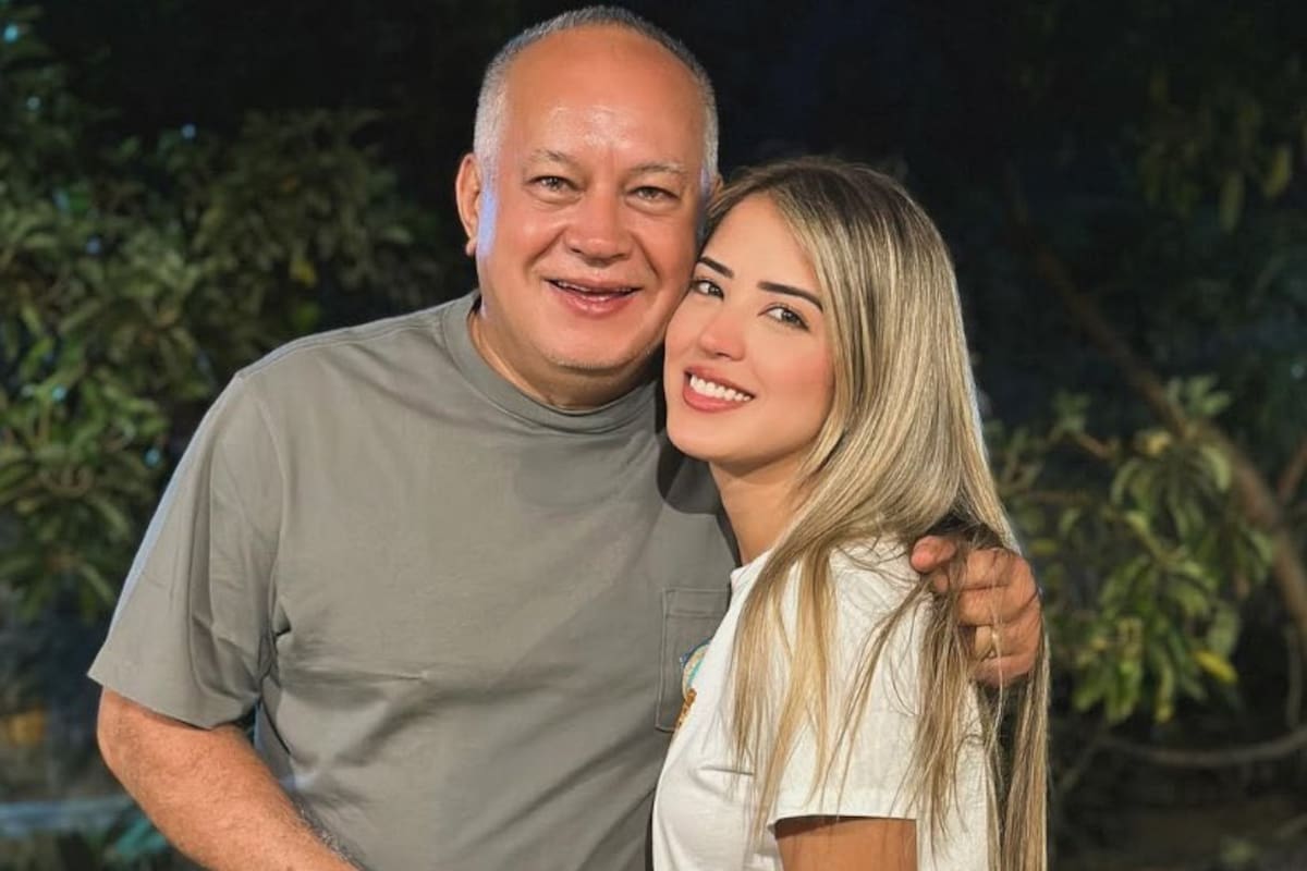 Daniella Cabello, hija de Diosdado Cabello, exhibe una vida de lujo en redes mientras ocupa cargos estratégicos dentro del chavismo y el Gobierno de Maduro.