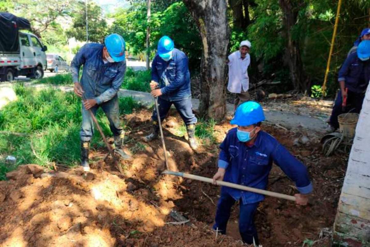 Daño en Floridablanca dejó sin agua estos 11 sectores: ¿cuándo se restablece el servicio?