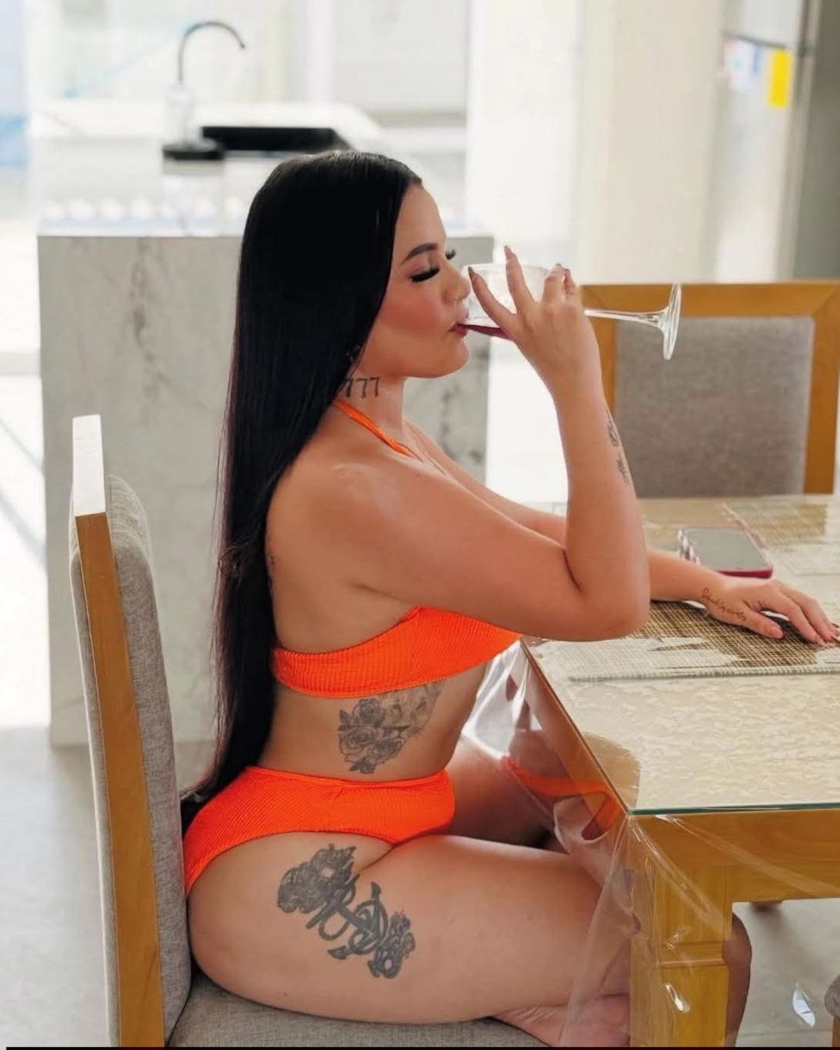 Darlyen Nicole Agraces Camejo, de 33 años, murió junto a dos personas en ataque armado en Ecuador.