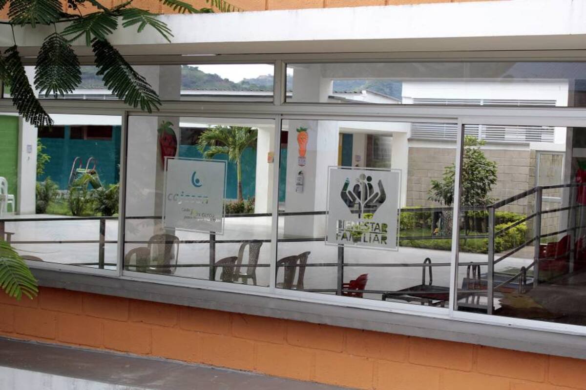 La suspensión de labores obedece a la misma medida preventiva decretada para el Colegio Villas de San Ignacio. (Foto: Javier Gutiérrez / VANGUARDIA LIBERAL)