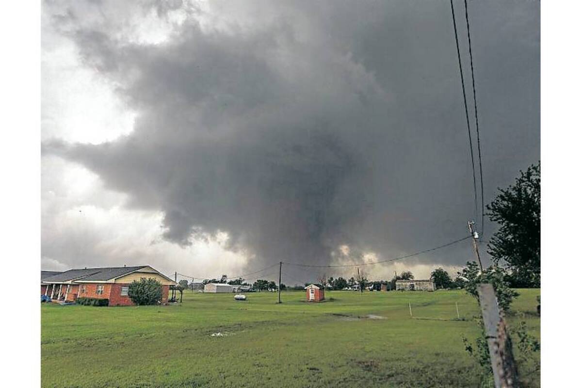 El tornado fue un EF-5, el más potente en la escala de magnitud de estos fenómenos, con vientos de más de 320 km/h. (Foto: AFP / VANGUARDIA LIBERAL)