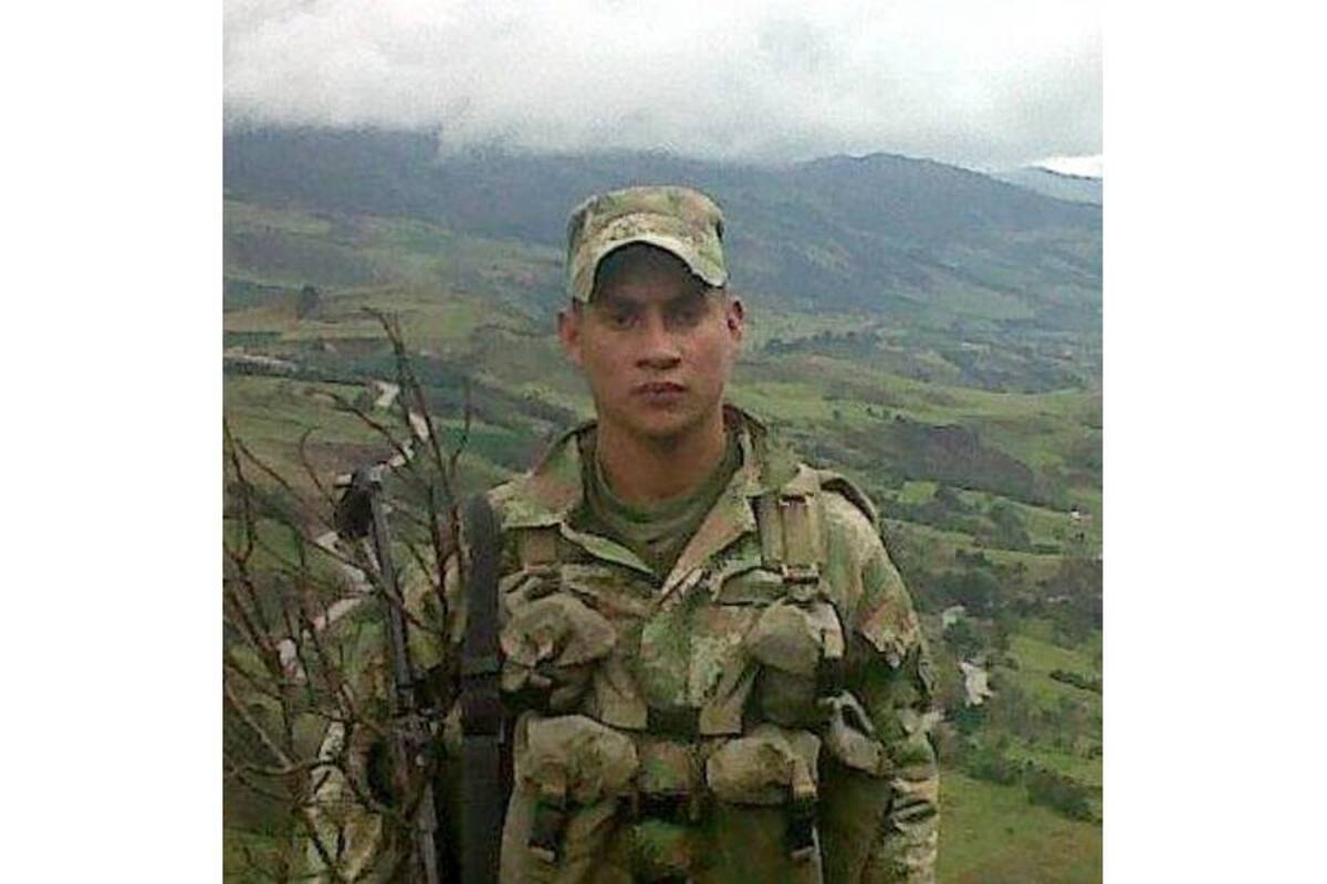 Néstor Uribe