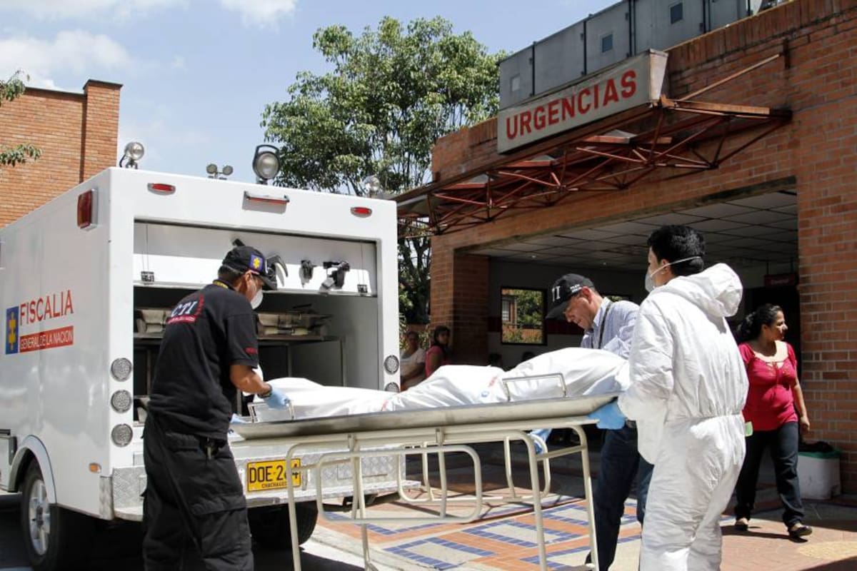 El CTI de la Fiscalía, realizó la diligencia de levantamiento del cadáver. (Foto: Archivo/VANGUARDIA LIBERAL )