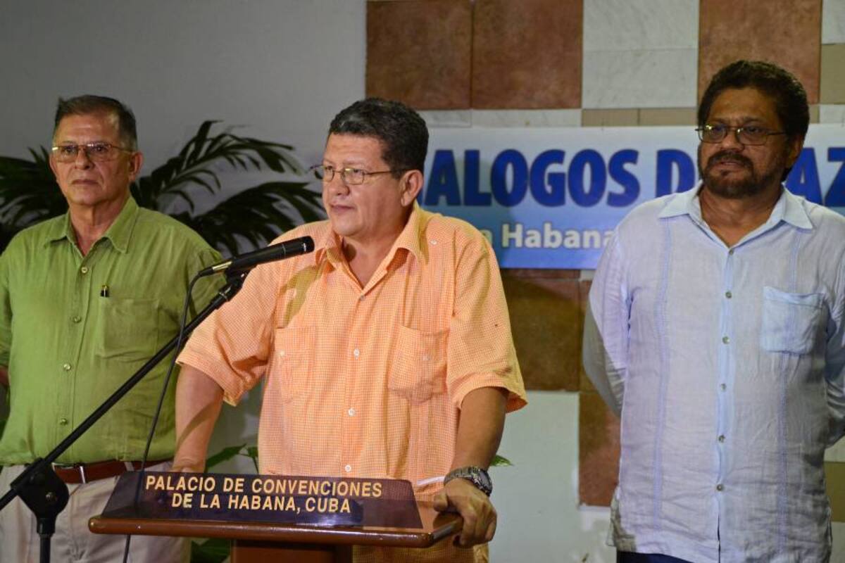 Según un documento interceptado por el Ejército en 2010, las penas con las que las Farc castigan la desobediencia de sus mandos varía desde los trabajos forzados y el retiro definitivo del frente de combate, hasta el fusilamiento. (Foto: Archivo / Vanguardia Liberal)