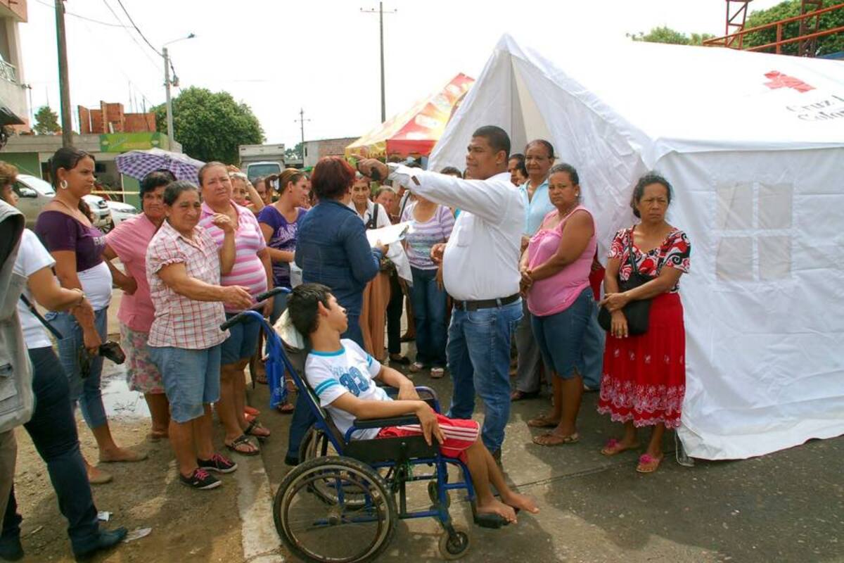 Más de 500 mujeres fueron atendidas ayer en la Feria de la Salud realizada para celebrar el Día Internacional de la Acción por la Salud de la Mujer. (Foto: Edgar Pernett/VANGUARDIA LIBERAL)