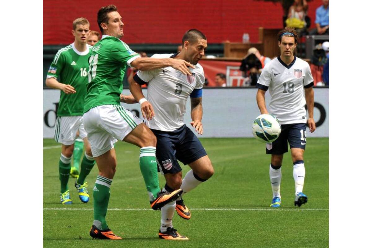 Clint Dempsey fue la gran figura en la victoria de Estados Unidos sobre Alemania, en el partido amistoso de ayer, al anotar dos de los cuatro tantos de los norteamericanos sobre los teutones. (Foto: AFP / VANGUARDIA LIBERAL)
