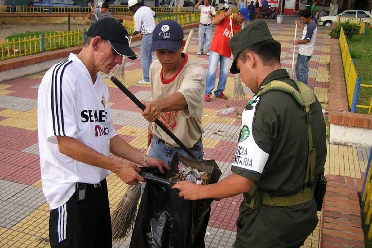 La Policía Metropolitana de Bucaramanga presentó ayer su estrategia de apadrinar 20 parques de la ciudad, para garantizar la seguridad en ellos y promover el civismo. (Foto: Archivo / VANGUARDIA LIBERAL)