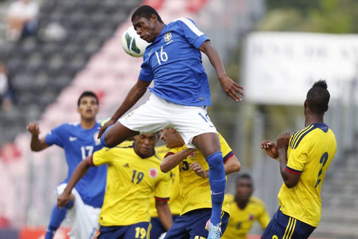 Colombia disputó cinco partidos en el Torneo Esperanzas de Toulon, de los cuales perdió uno. Ahora le queda afrontar el Mundial. (Foto: AFP / VANGUARDIA LIBERAL)