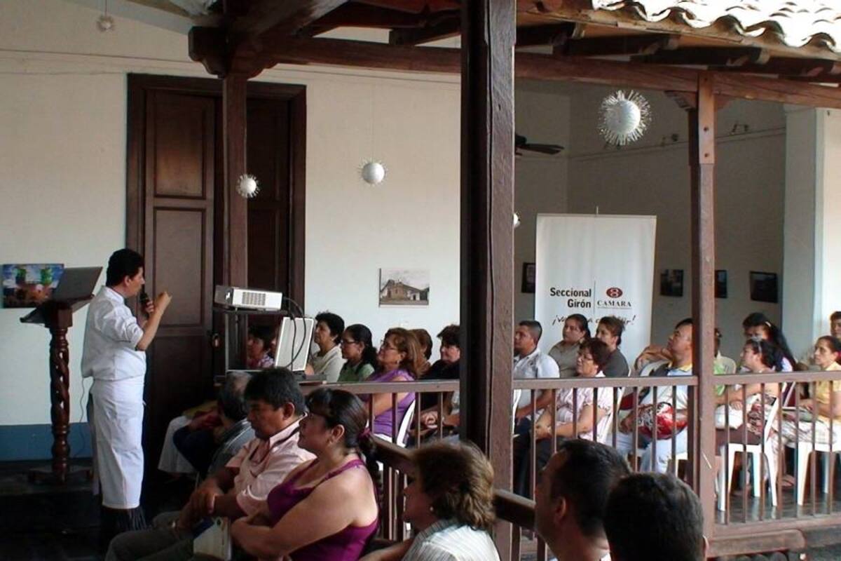 La Cámara de Comercio capacitará a los empresarios de Girón con el fin de ofrecer herramientas que mejoren los niveles de competitiividad. (Foto: Suministrada /VANGUARDIA LIBERAL)