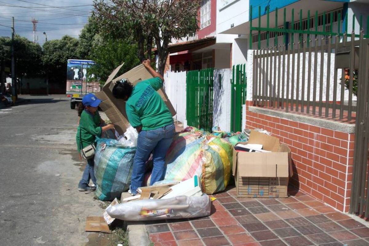 La campaña fue denominada “Refuturízate por cuatro... Reciclando, reutilizando y reduciendo con responsabilidad por un futuro mejor”. (Foto: Archivo/VANGUARDIA LIBERAL)