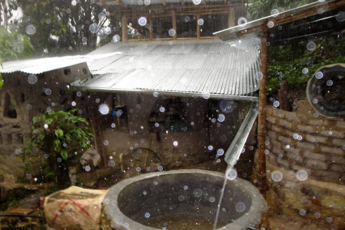 Aprovechando las lluvias, los habitantes de Landázuri han llenado tanques con el fin de tener líquido para los quehaceres de la casa. (Foto: Archivo/VANGAURDIA LIBERAL )