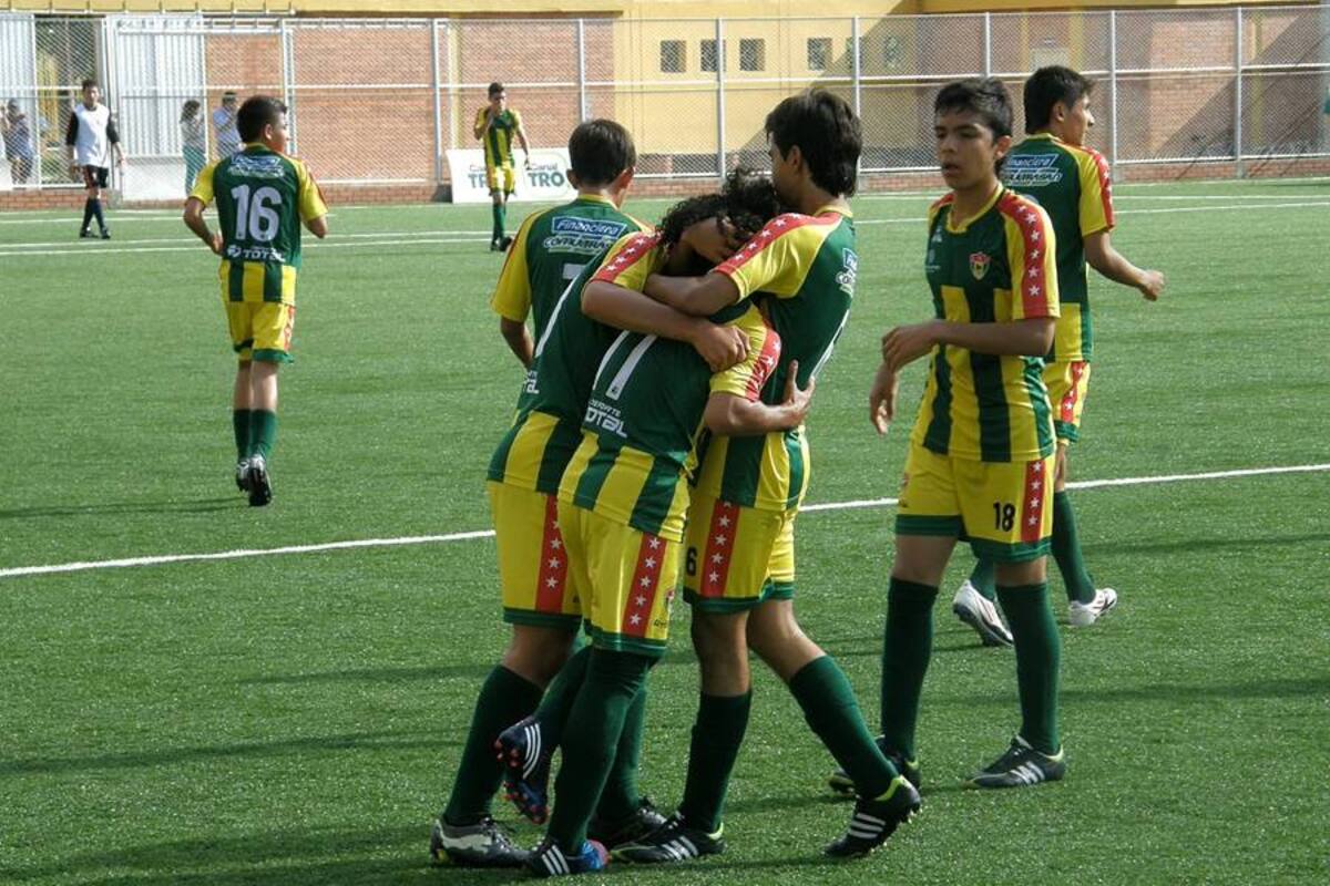 La selección infantil de Santander se estrenó en el zonal nacional de Villavicencio, goleando 9 - 1 a su similar de Cundinamarca. (Foto: Archivo / VANGUARDIA LIBERAL)