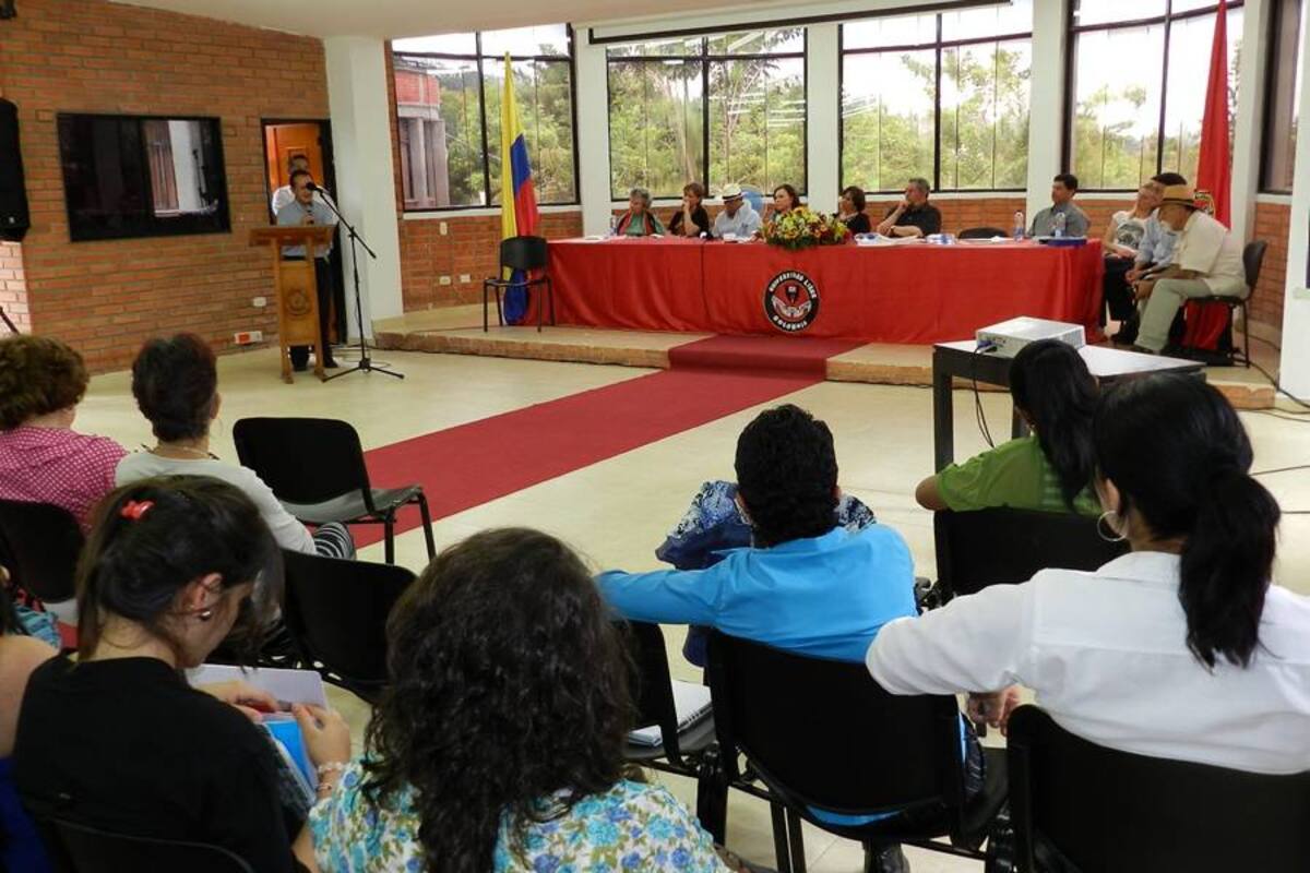 Primer Encuentro de Poesía, que se realizó en el Socorro en la Universidad Libre, al cual asistieron destacados poetas nacionales e internacionales. Dentro de dos años se llevará a cabo otro evento como este. (Foto: Luis Fernando Martínez V/VANGUARDIA LIBERAL)