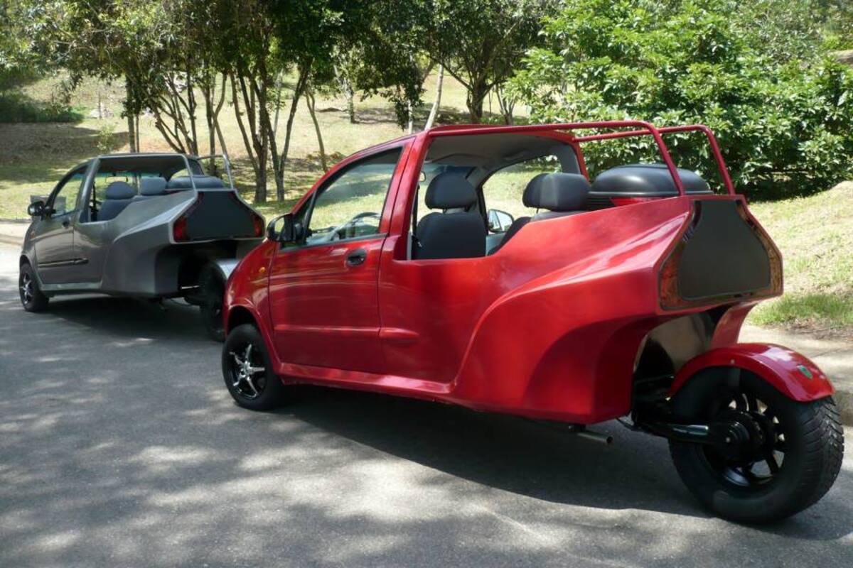 La planta también ensambla híbridos que funcionan con gasolina e hidrógeno y que reducen las emisiones en un 30%. (Foto: Diana León /VANGUARDIA LIBERAL )