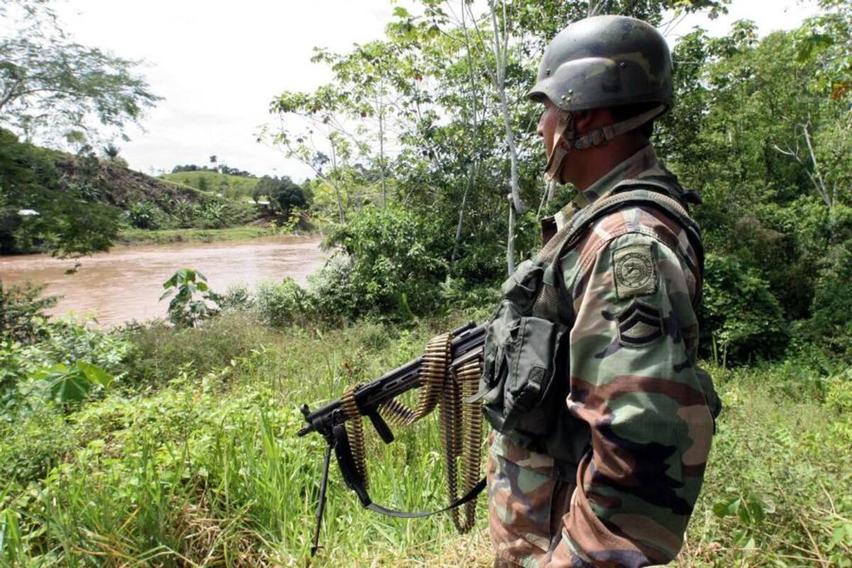 El presidente Santos afirmó que reforzará la seguridad en la frontera con Ecuador. (Foto: Archivo/VANGUARDIA LIBERAL )