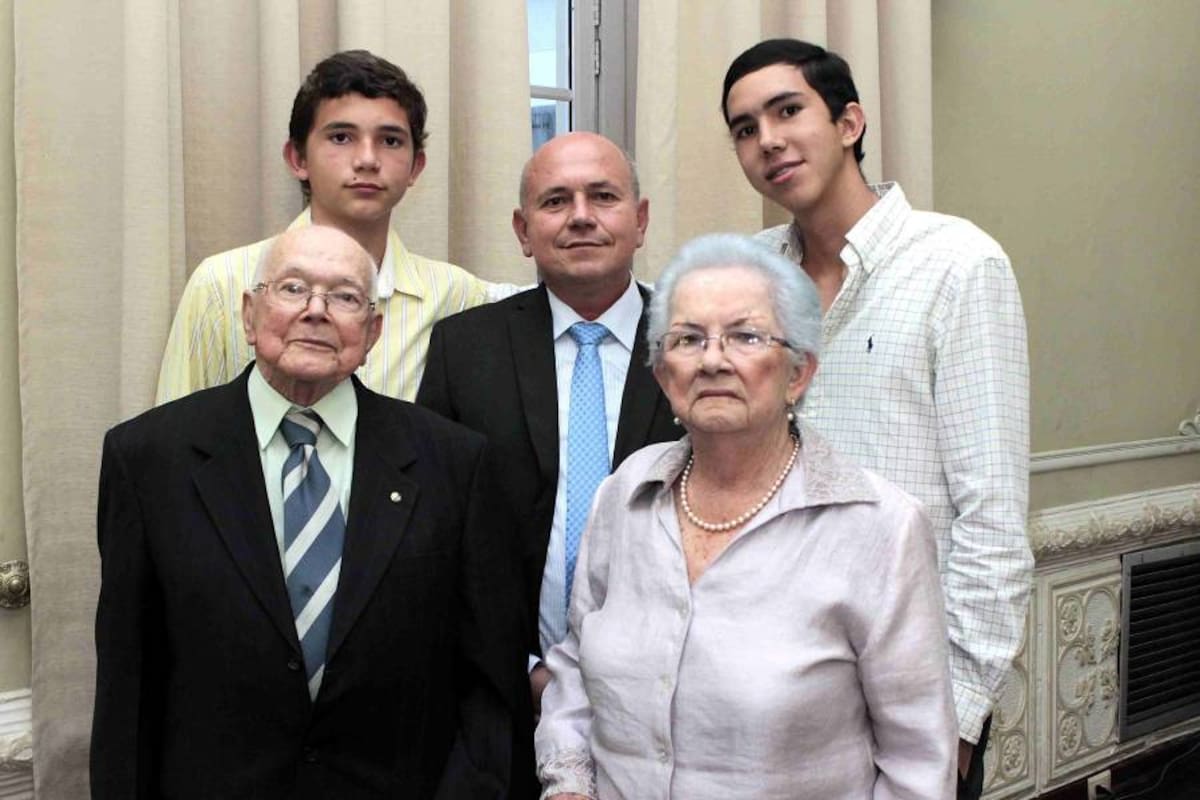 Jorge Andrés Márquez, Jorge Alberto Márquez, Carlos Manuel Márquez, Carlos Julio Márquez y Esperanza Serrano de Márquez. (Foto: Mauricio Betancourt/ VANGUARDIA LIBERAL )