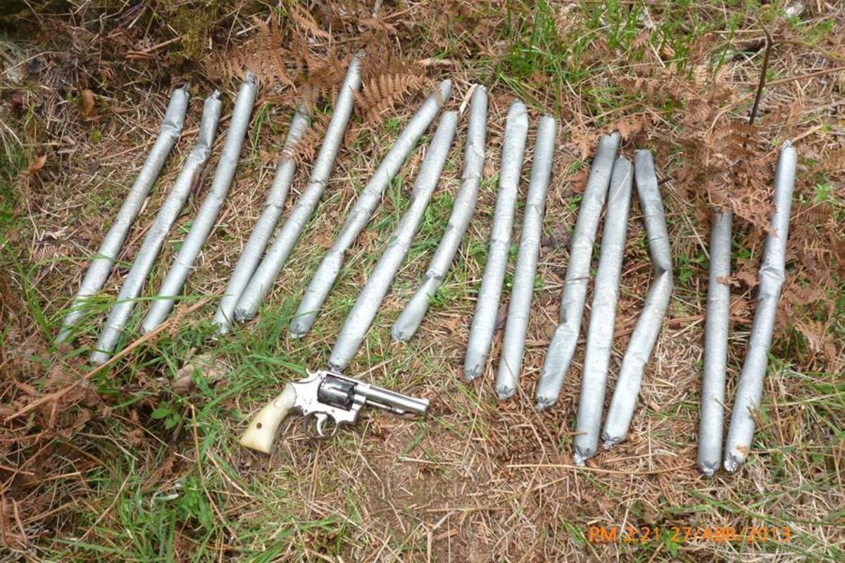 Esta es la caleta que encontraron las autoridades en jurisdicción del municipio de Guayabito. (Foto: Suminstrada /VANGUARDIA LIBERAL)