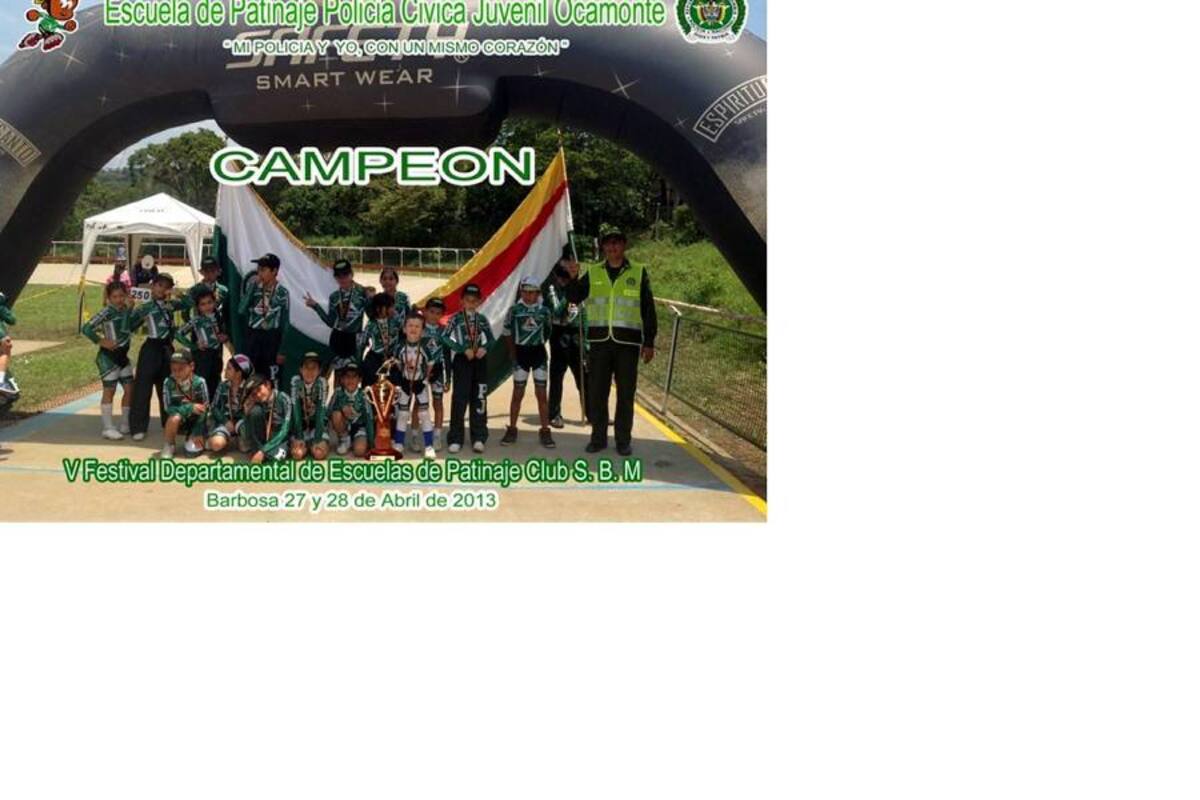 Estos son los pequeños deportistas de Ocamonte que lograron coronarse campeones en el Quinto Festival departamental de Escuelas de Patinaje realizado en el municipio de Barbosa. Sus logros hicieron que un padre de familia optara por donar un predio para la construcción del patinódromo. (Foto: Suministrada / VANGUARDIA LIBERAL)