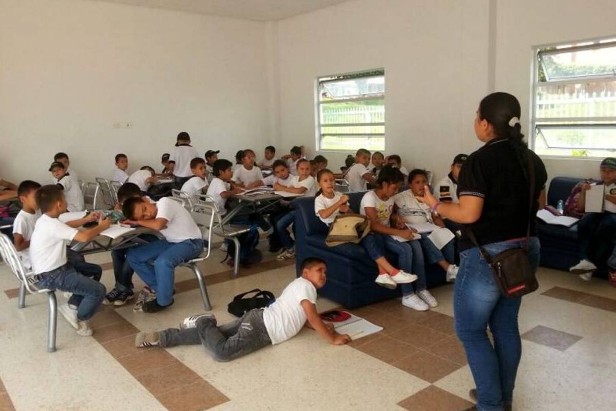 Los estudiantes del Isidro Caballero, Gabriel García Márquez, José Elías Puyana y San Bernardo ya fueron capacitados en los temas de prevención y atención de desastres. (Foto: Suministrada/VANGUARDIA LIBERAL)