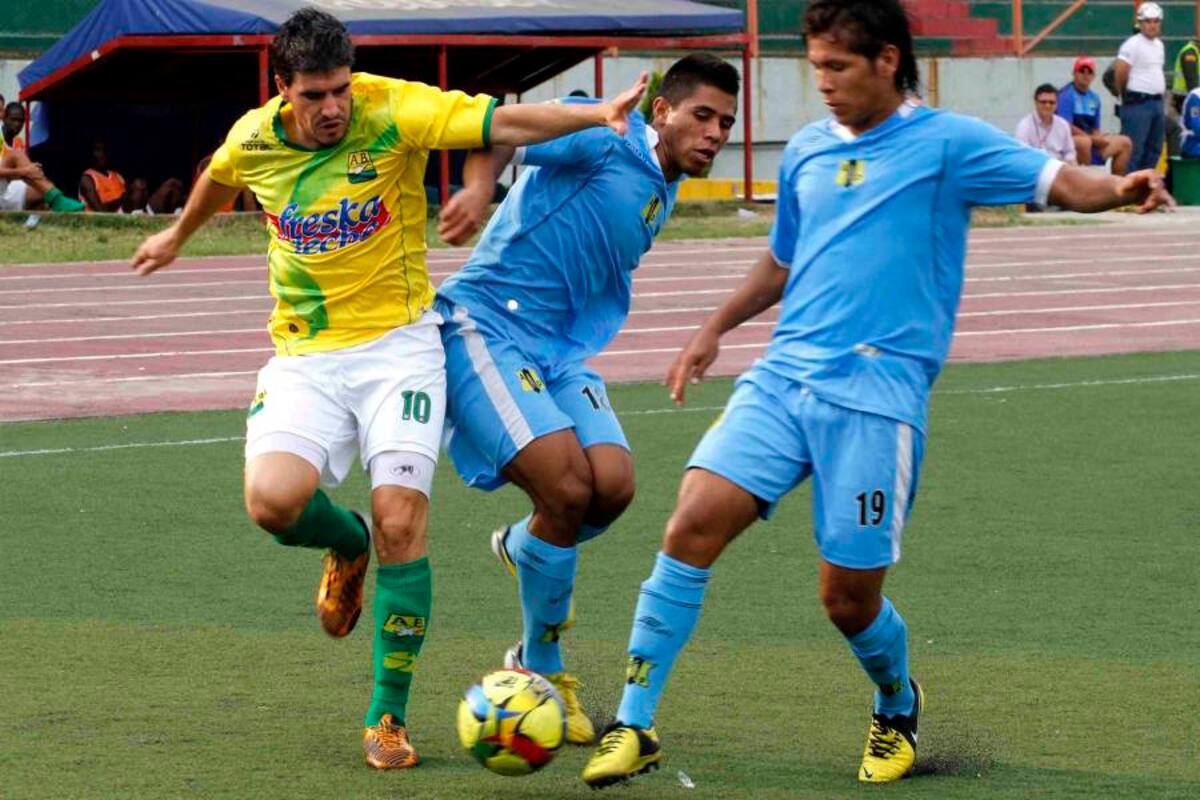 Atlético Bucaramanga perdió 1 - 0 en su visita al Alianza Petrolera en duelo válido por la octava fecha de la Copa Postobón. (Foto: Archivo / VANGUARDIA LIBERAL)