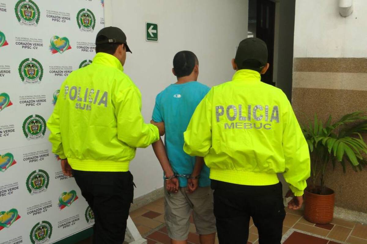 Alias ‘Piraña’ fue arrestado por investigadores de la Sijín. Ayer fue trasladado a la Cárcel Modelo de Bucaramanga donde permanecerá recluido mientras avanza el proceso judicial. (Foto: Suministrada/VANGUARDIA LIBERAL )