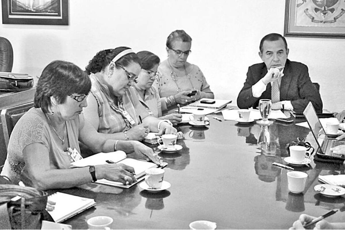 El Municipio beneficiará a las madres comunitarias con el pago de un porcentaje de los estudios profesionales en Pedagogía infantil, por medio de la Universidad Minuto de Dios y el Icbf. (Foto: Suministrada/ VANGUARDIA LIBERAL)