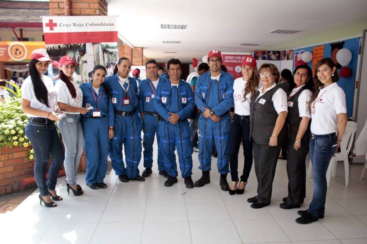 Julieth Ramírez, Paola Ariza, Ana Victoria Avendaño, Viviana Esther Moreno, Eduardo Flórez, Ricardo Ovalle Gélvez, Edwin Daniel Armenta, Alejandra Bautista, Rosa Mary Pineda, Maritza Acevedo y Natalia Ruiz. (Foto: Javier Gutiérrez/ VANGUARDIA LIBERAL)
