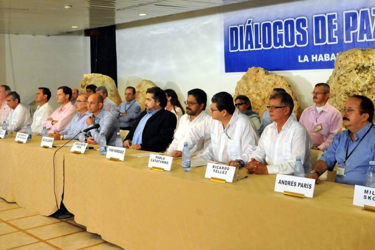 Santos dice que no se levantará la mesa de negociaciones ni interrumpirá el proceso durante los comicios electorales de 2014. (Foto: Archivo / VANGUARDIA LIBERAL)