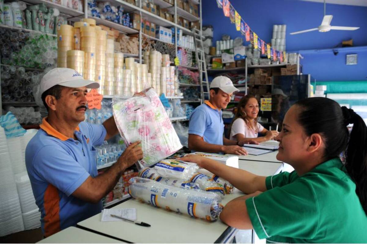 Durante los primeros tres meses de 2013, las ventas reales del comercio minorista presentaron un incremento de 0,9%. (Foto: Archivo/VANGUARDIA LIBERAL )