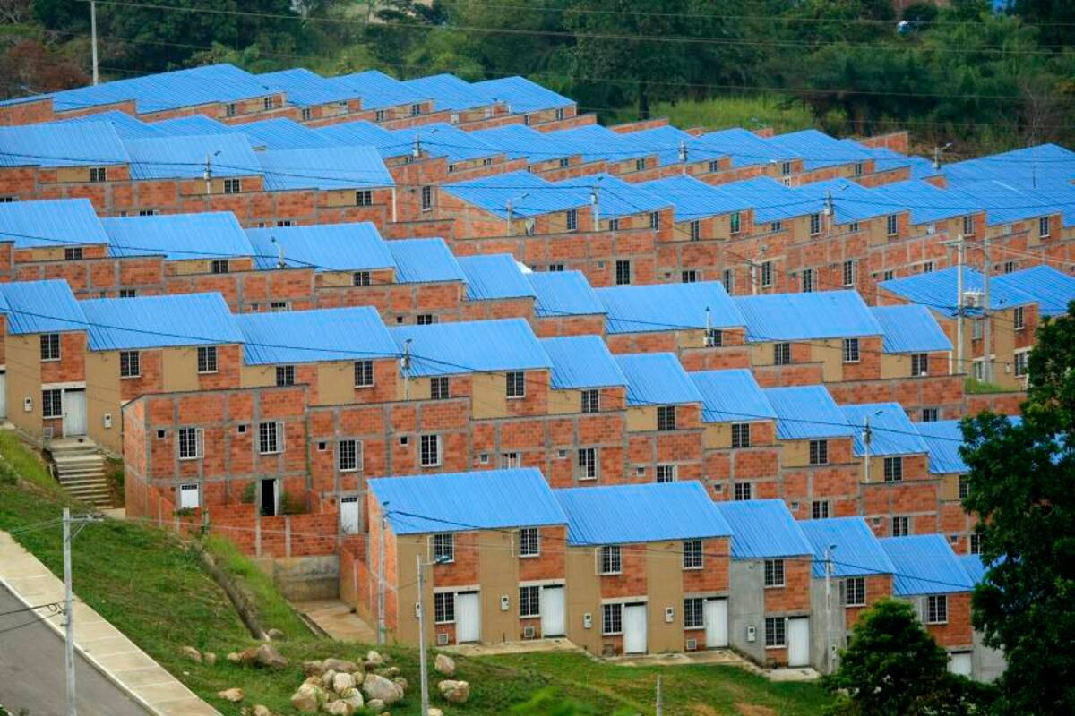 El barrio Villas de San Ignacio, que fuera construido para garantizarles viviendas dignas a los destechados por el invierno, se levantó en la Comuna Norte de Bucaramanga. En ese sector, 35% de los favorecidos con los subsidios ya vendieron o alquilaron sus casas.