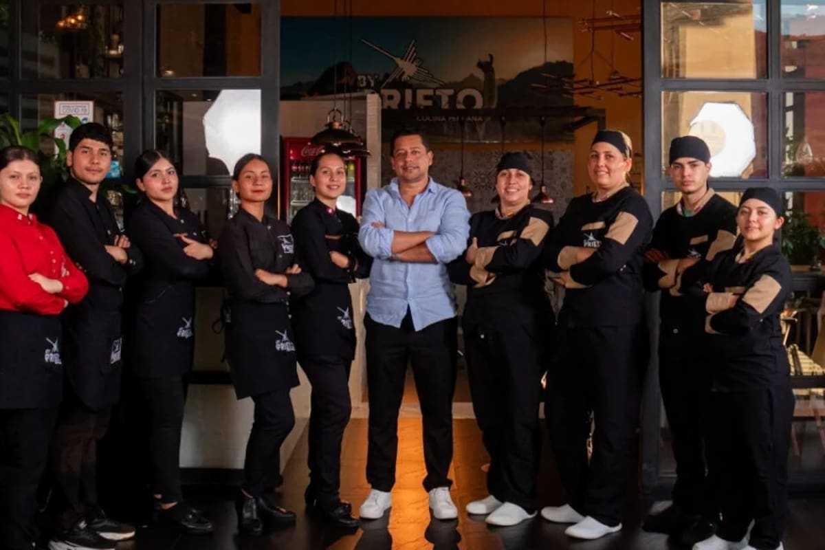 Dayro Andrés Prieto, el empresario de San Gil nominado a los Premios La Barra. Foto suministrada/VANGUARDIA