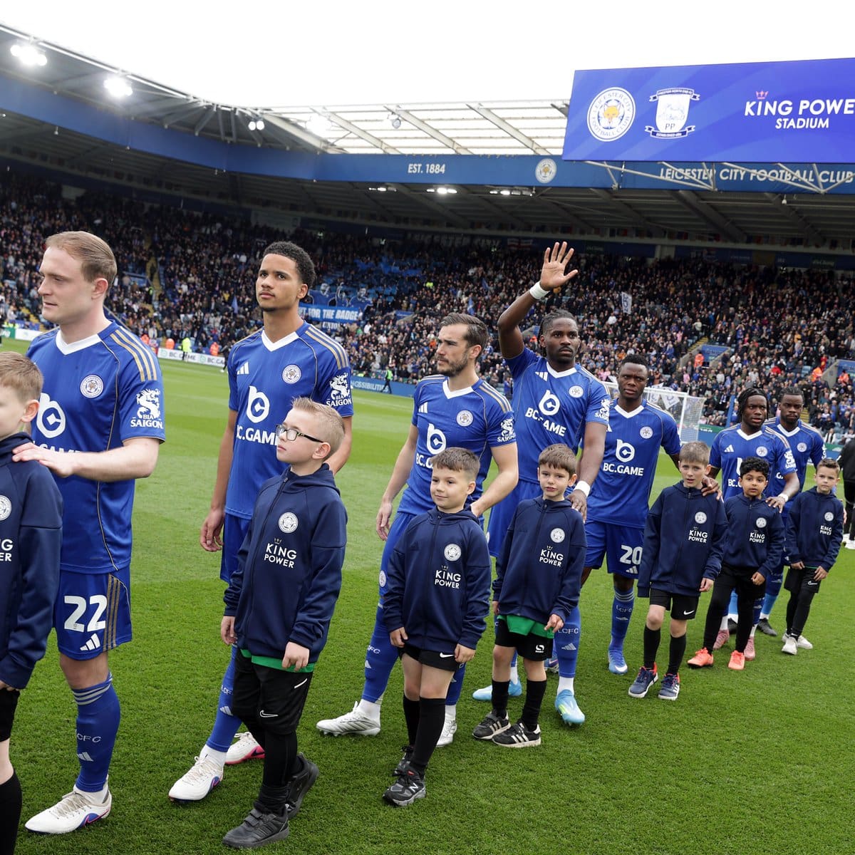 De la gloria eterna a la tercera división: Leicester City firma un descenso histórico que sacude al fútbol inglés. Foto: Leicester