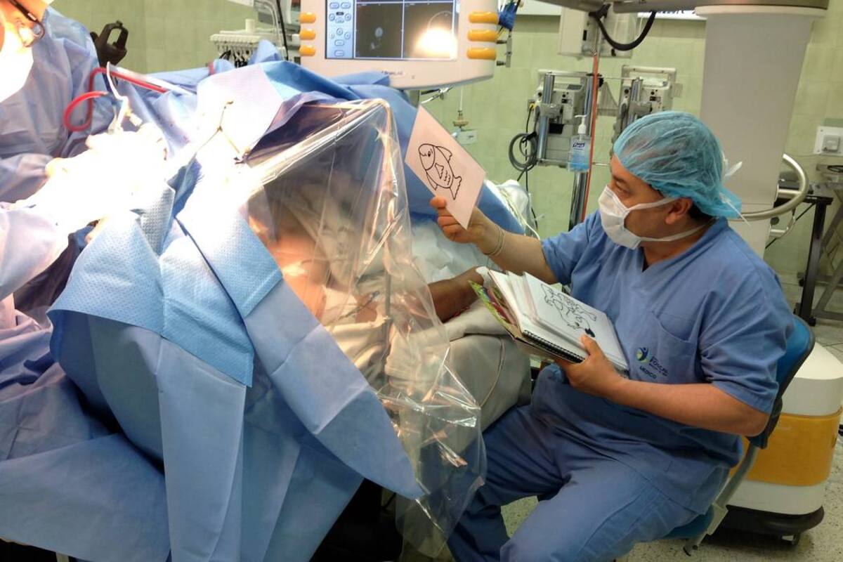Según el especialista, cuando se diagnostica un tumor cerebral y se hace una adecuada selección, la aplicación de una neurocirugía en paciente despierto es una técnica segura. (Foto: Suministrada Foscal / VANGUARDIA LIBERAL)