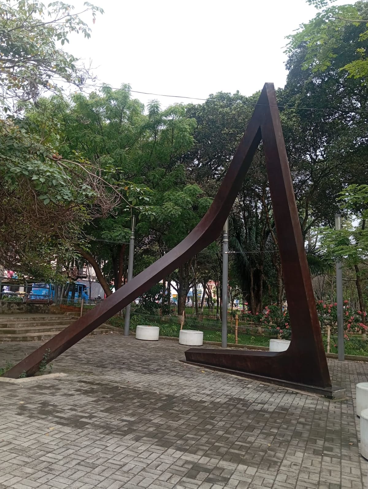 Del Chicamocha al hierro: Eduardo Estupiñán presenta Intersección_es en Bucaramanga. Foto suministrada/VANGUARDIA