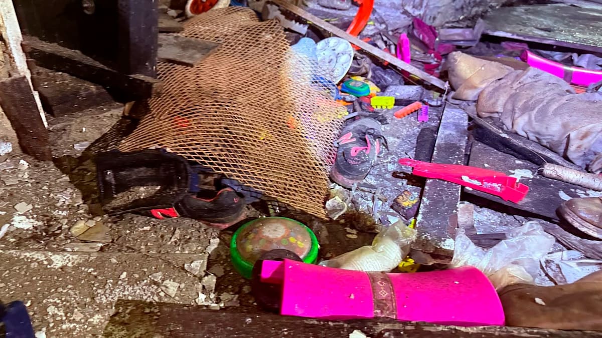 Demuelen casa de Pablo Escobar en Medellín que supuestamente se usaba para "satanismo". | Fotos: Alcaldía de Medellín.
