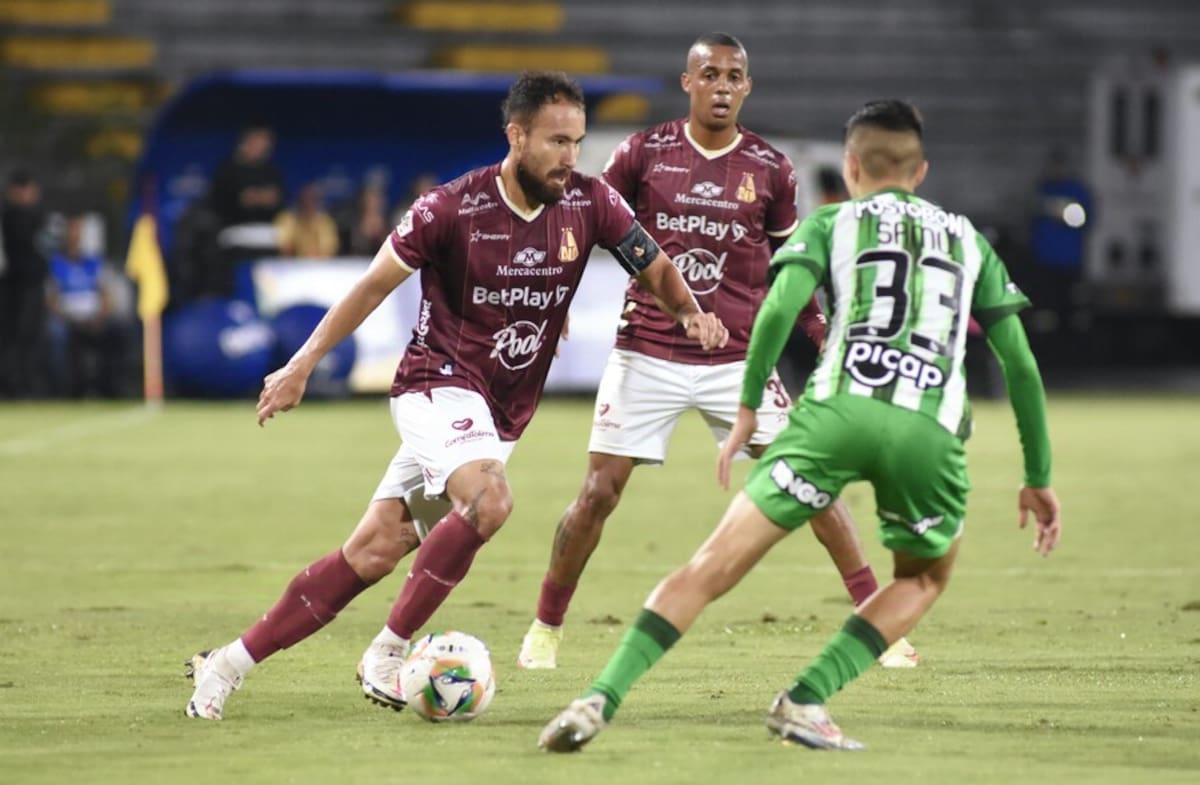 Deportes Tolima y Atlético Nacional se enfrentan en el partido de ida de la final de la Copa BetPlay. Foto: Colprensa