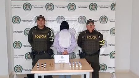 Descubren cargamento de fentanilo, ketamina y morfina oculto en un bus que transitaba por Santander