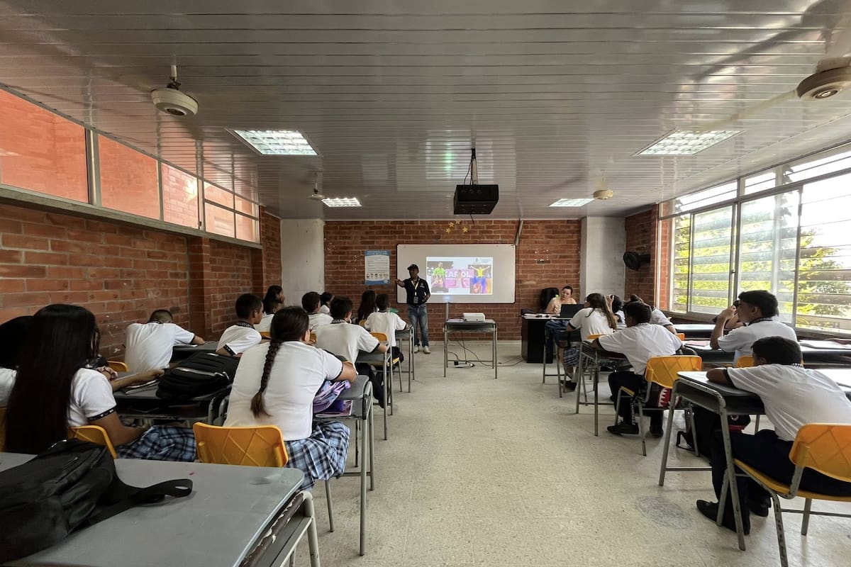 Más de 10 mil estudiantes abandonaron las aulas en Barrancabermeja entre 2022 y 2025, según cifras oficiales de la Secretaría de Educación Distrital.
Tomada de Sceretraía de Educación de Barrancabermeja