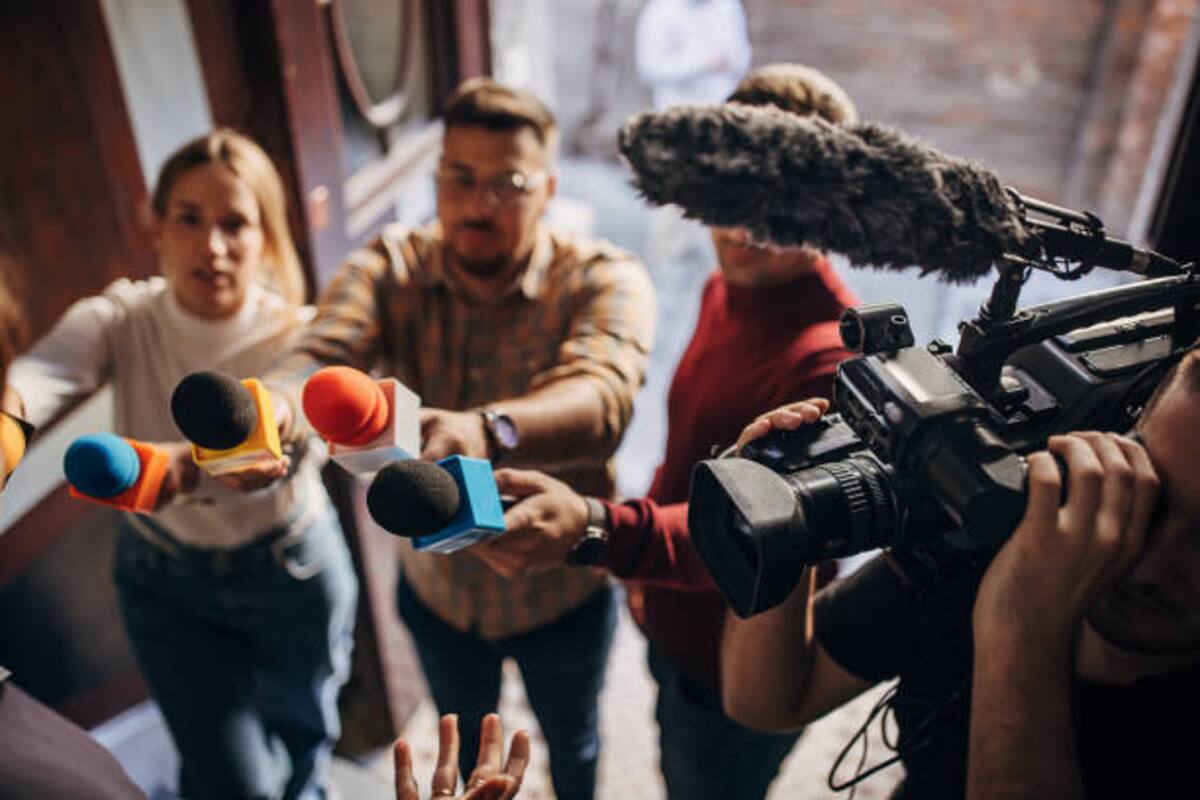 Hoy celebramos a quienes informan con verdad, ética y compromiso: Día del Periodista.