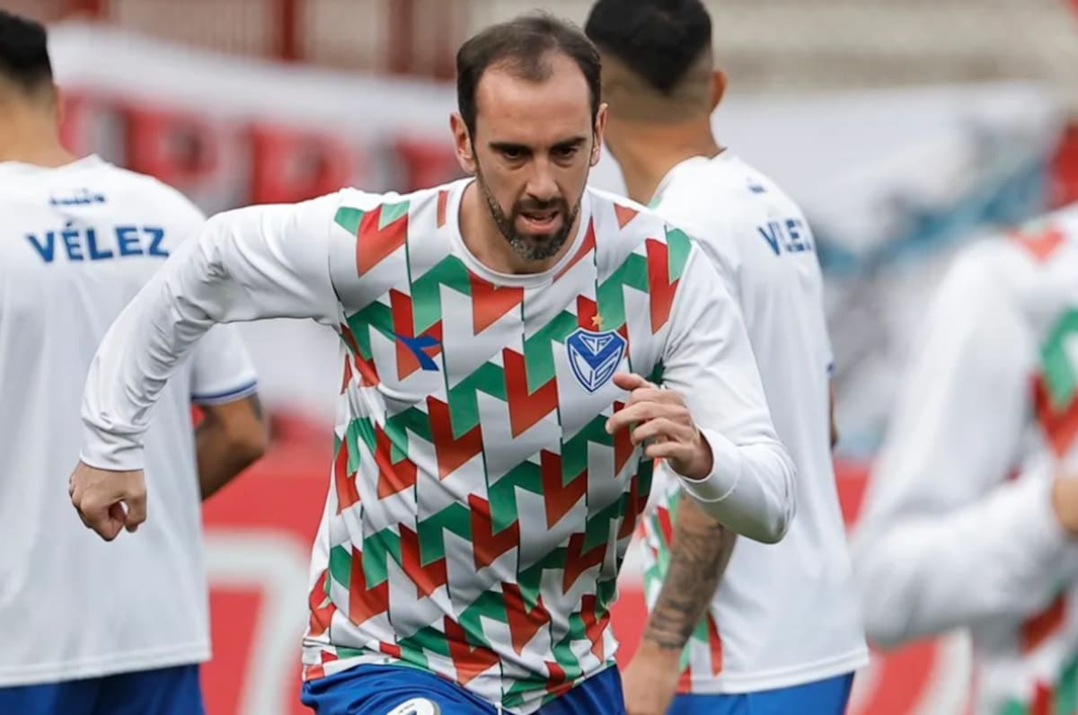Diego Godín habló de la actualidad de la selección Colombia. Foto: EFE.