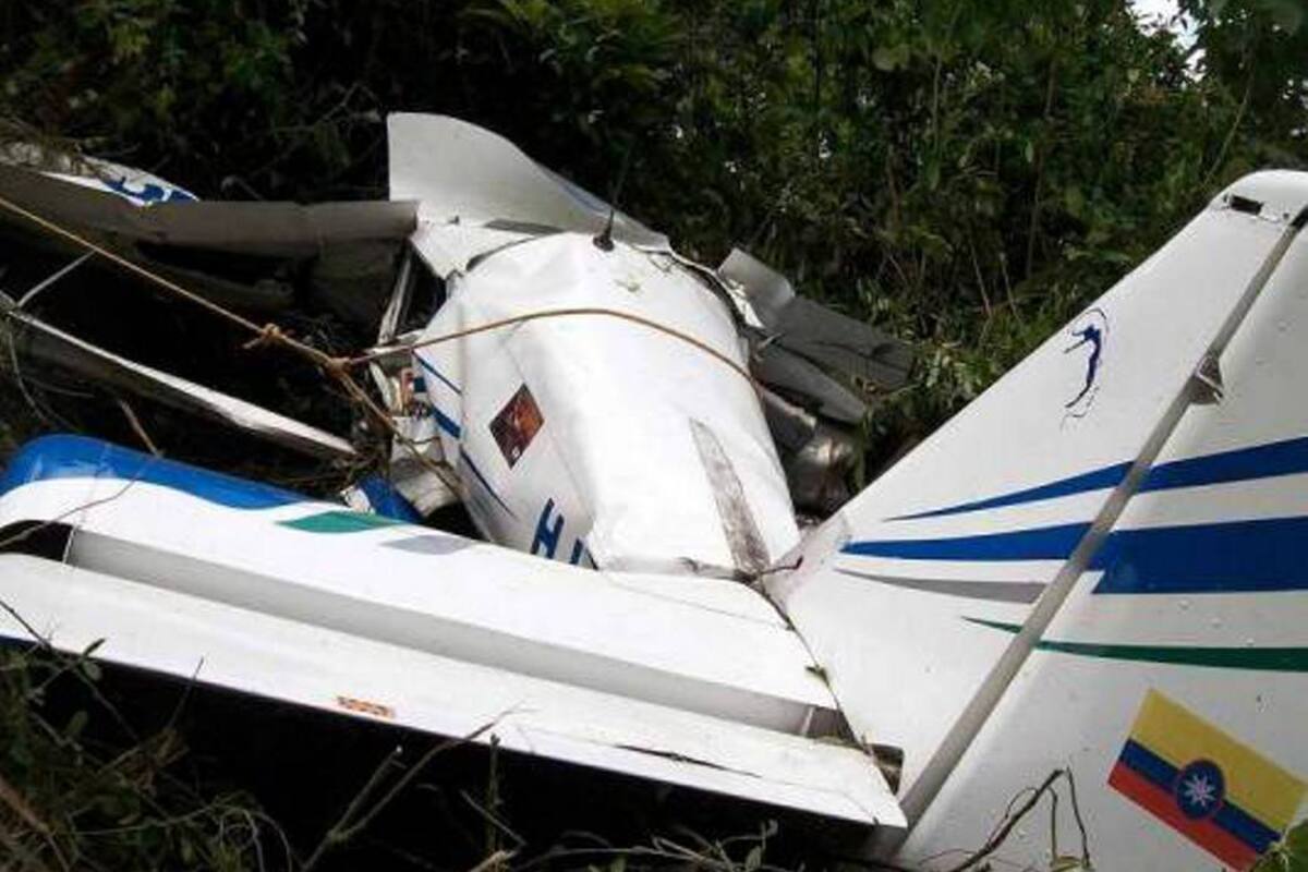 La avioneta cubría la ruta Guaymaral (Bogotá)-Bahía Solano (Chocó) y colisionó alrededor de las 9:30 de la mañana de ayer. (Foto: Colprensa / VANGUARDIA LIBERAL)